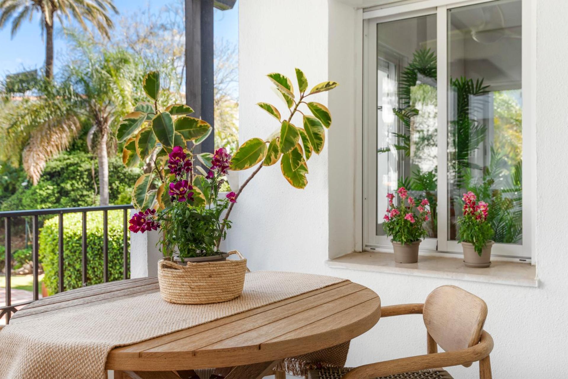 Charming And Spacious Apartment In Medina Garden - Puerto Banus Marbella Esterno foto