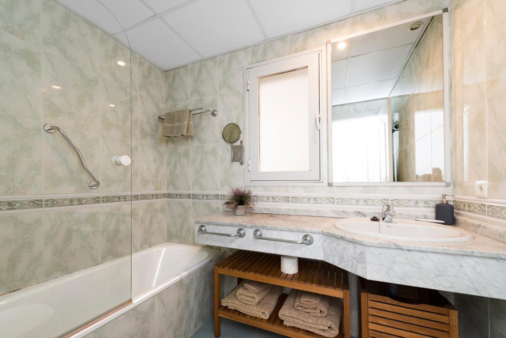 Charming And Spacious Apartment In Medina Garden - Puerto Banus Marbella Esterno foto